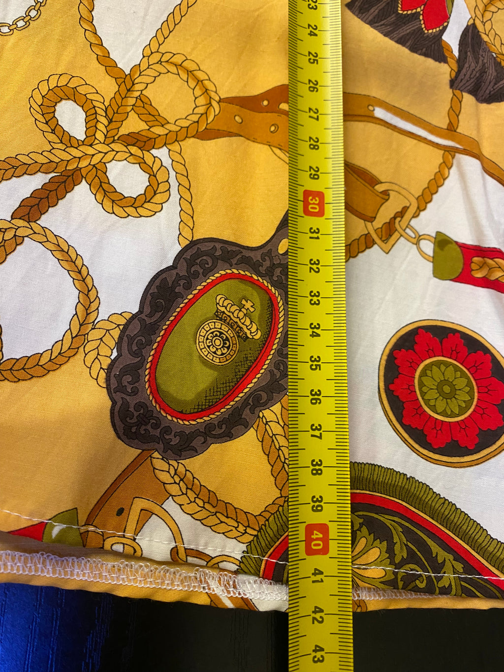 The Legend Custom Baroque Vintage Crop Shirt - Women's Large | R3BORN