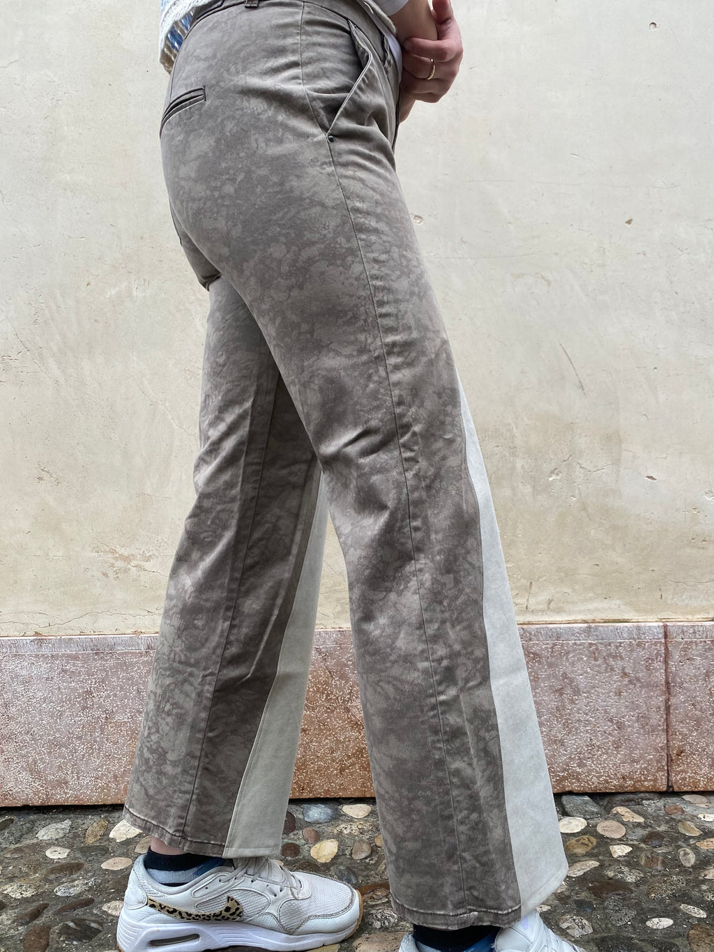 Pantaloni svasati Guess Custom - donna M | R3BORN