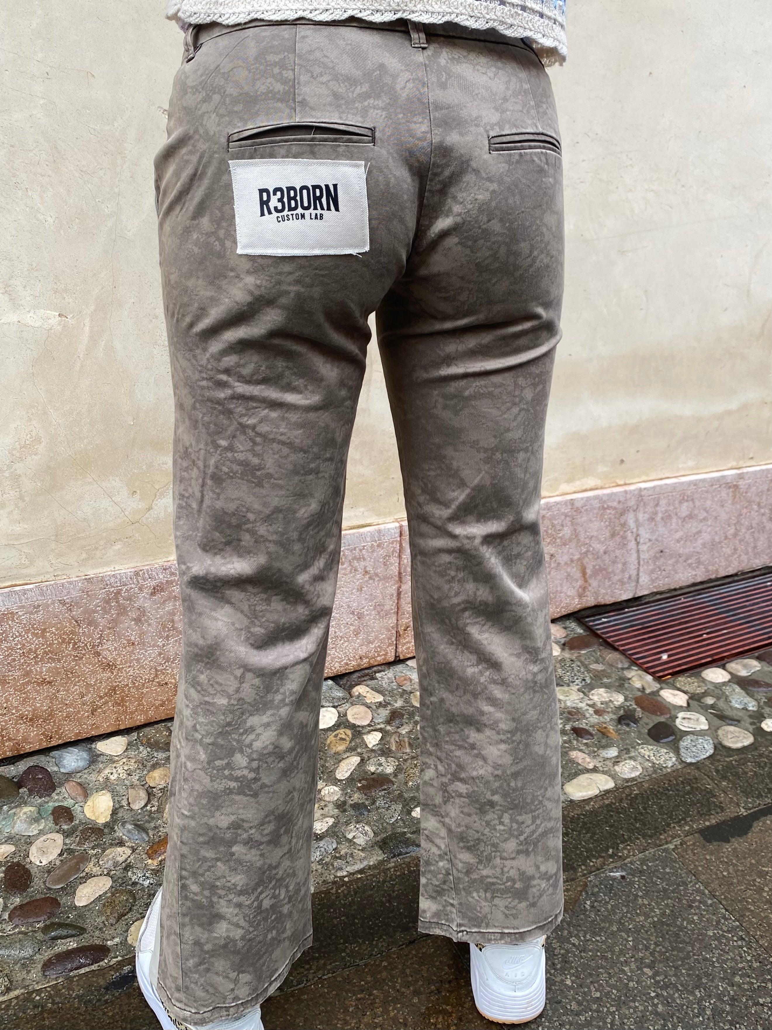 Pantaloni svasati Guess Custom - donna M | R3BORN