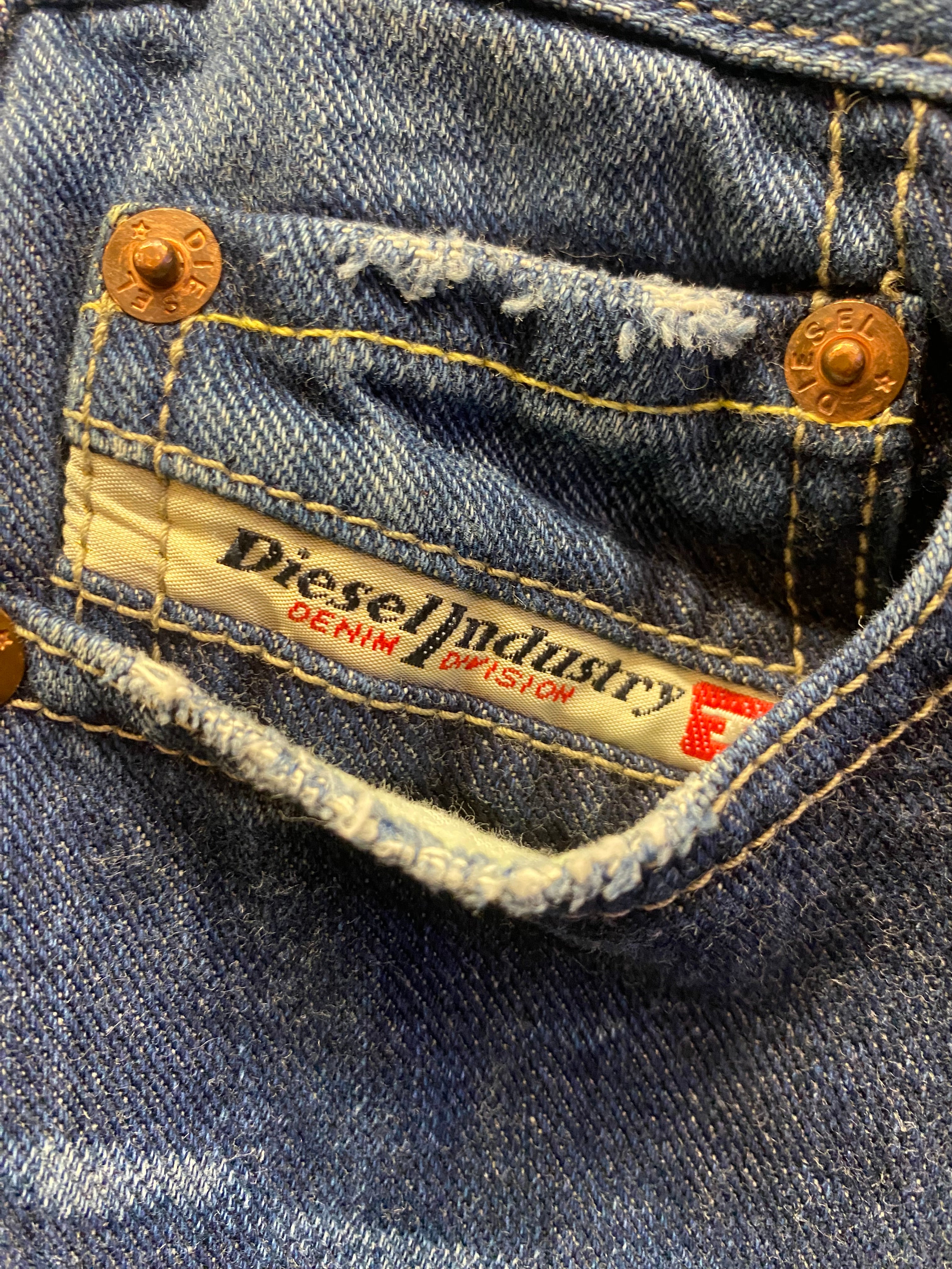 Jeans Y2K Flare Diesel Custom - donna M | R3BORN