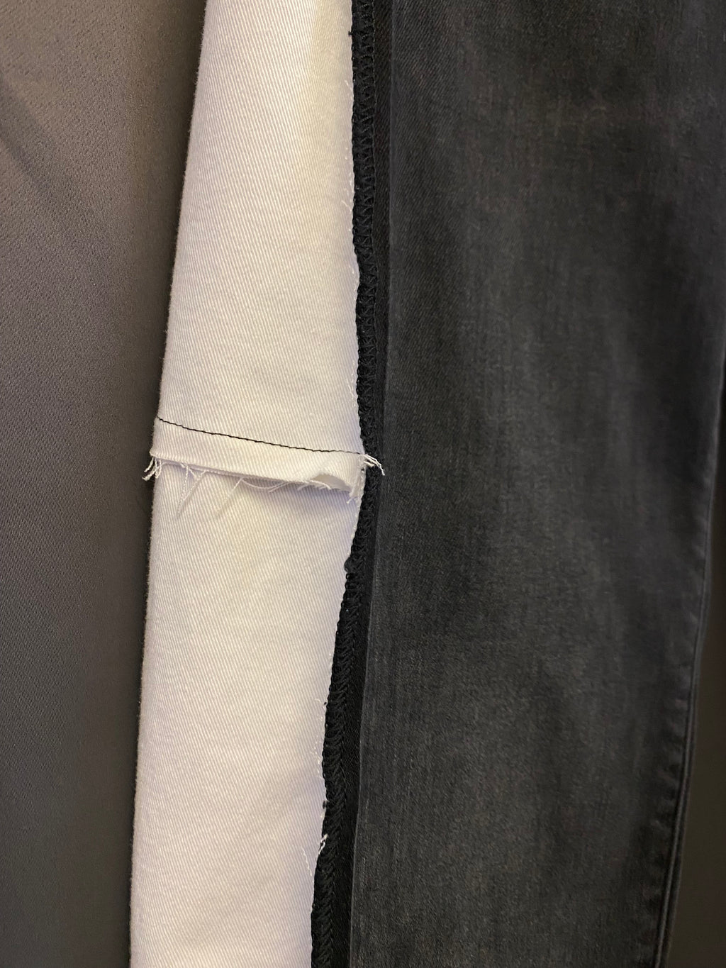 Carhartt Women's Stretch Black Custom Jeans M | R3BORN