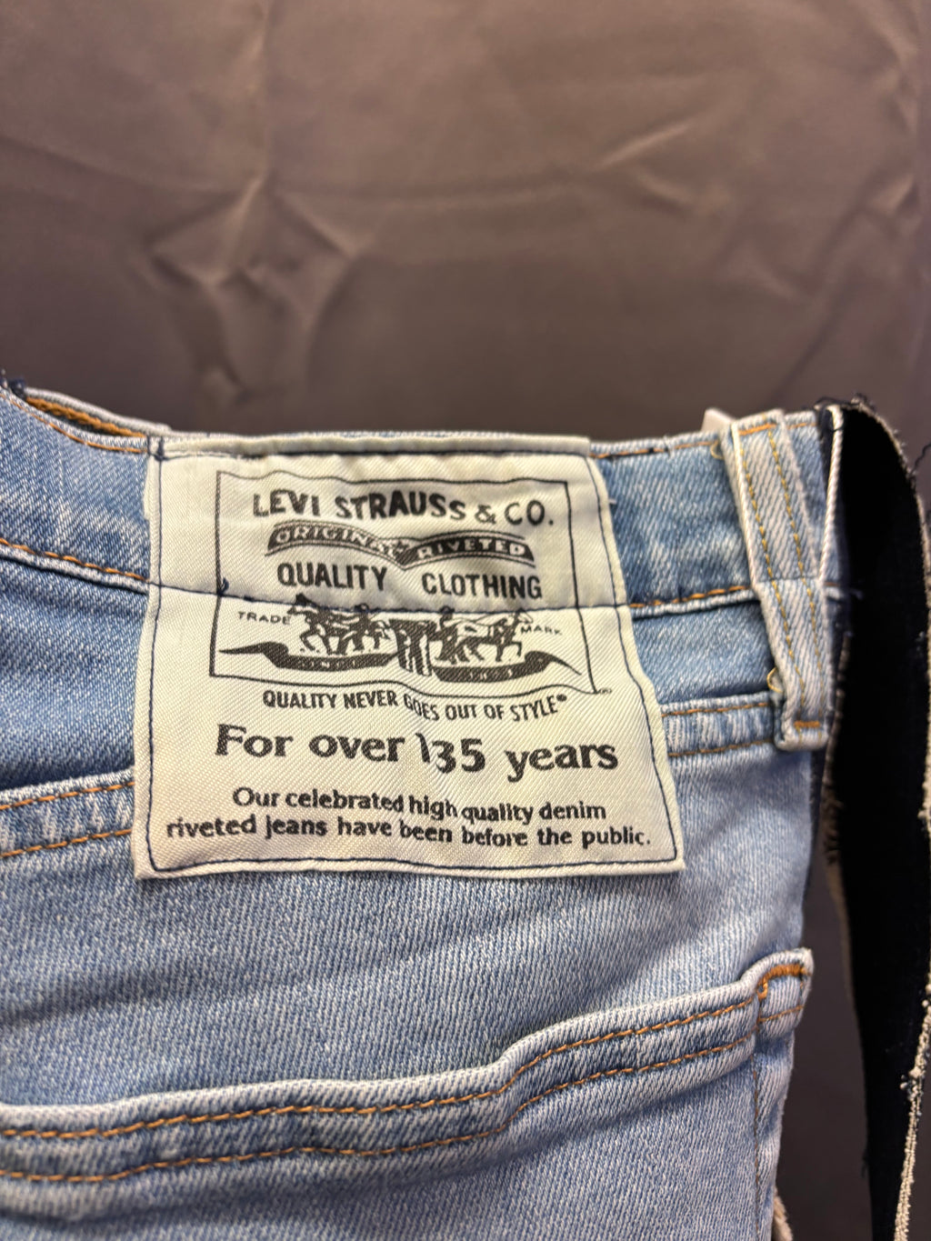 Tracolla Levi’s in denim Custom | R3BORN