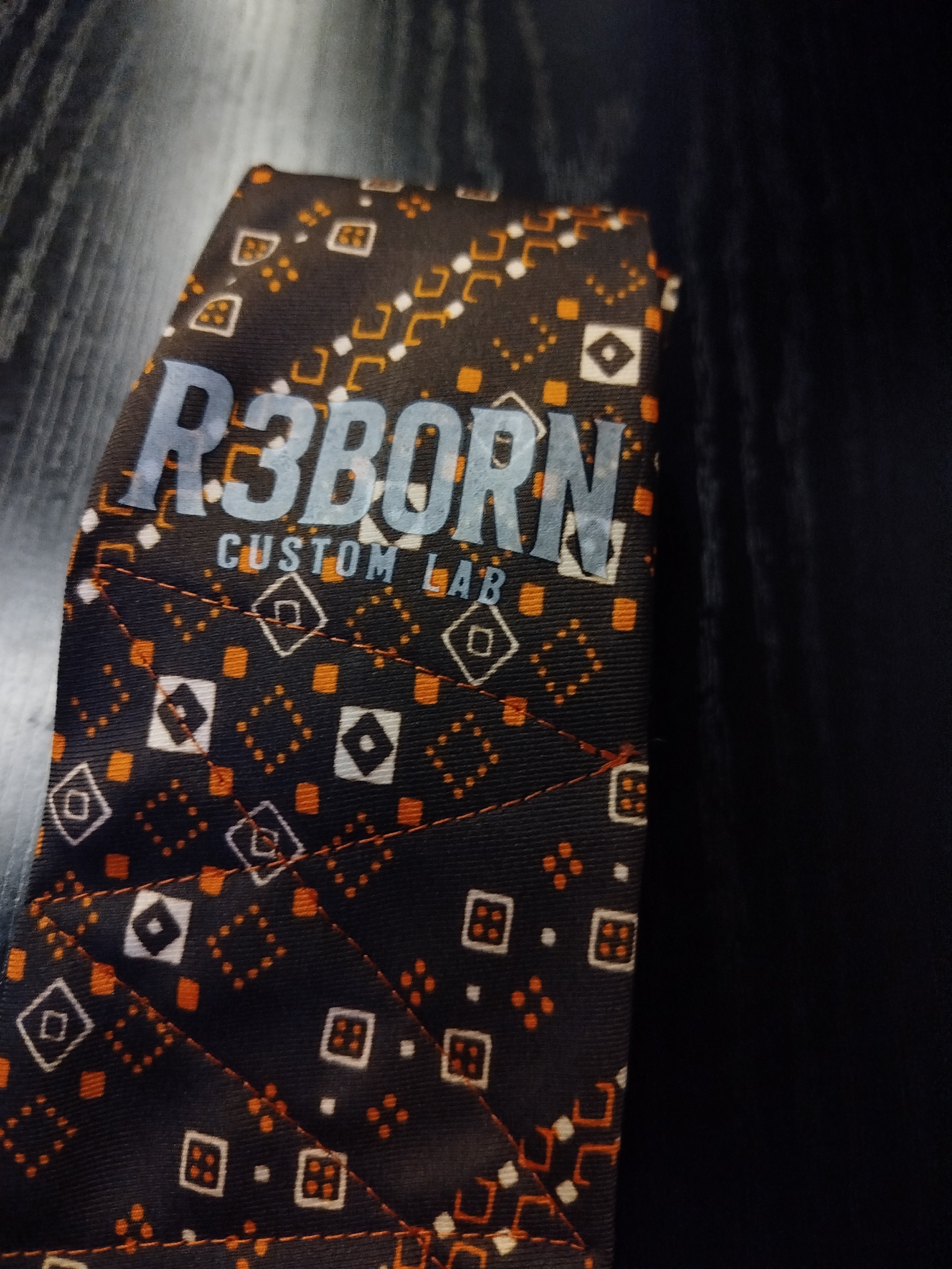 Teryline custom Texas Longhorns tie | R3BORN